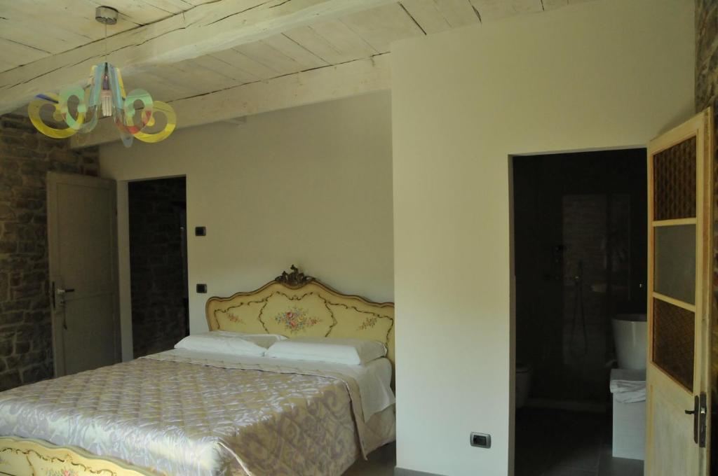 La Locanda Della Campanara Santa Sofia Pokój zdjęcie